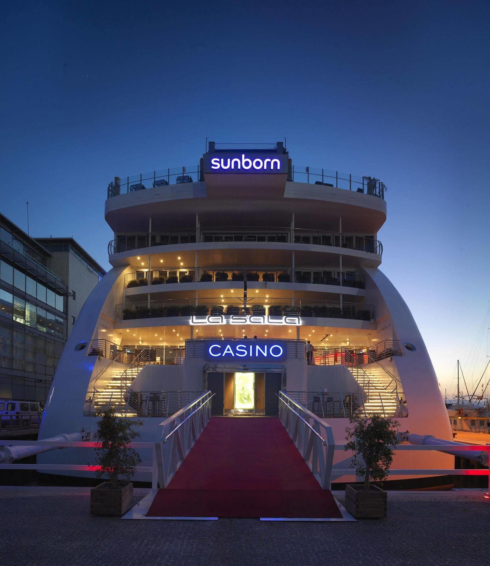 Sunborn Gibraltar Hotel Exterior foto